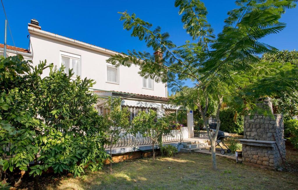 Villa House Noa à Malinska Extérieur photo