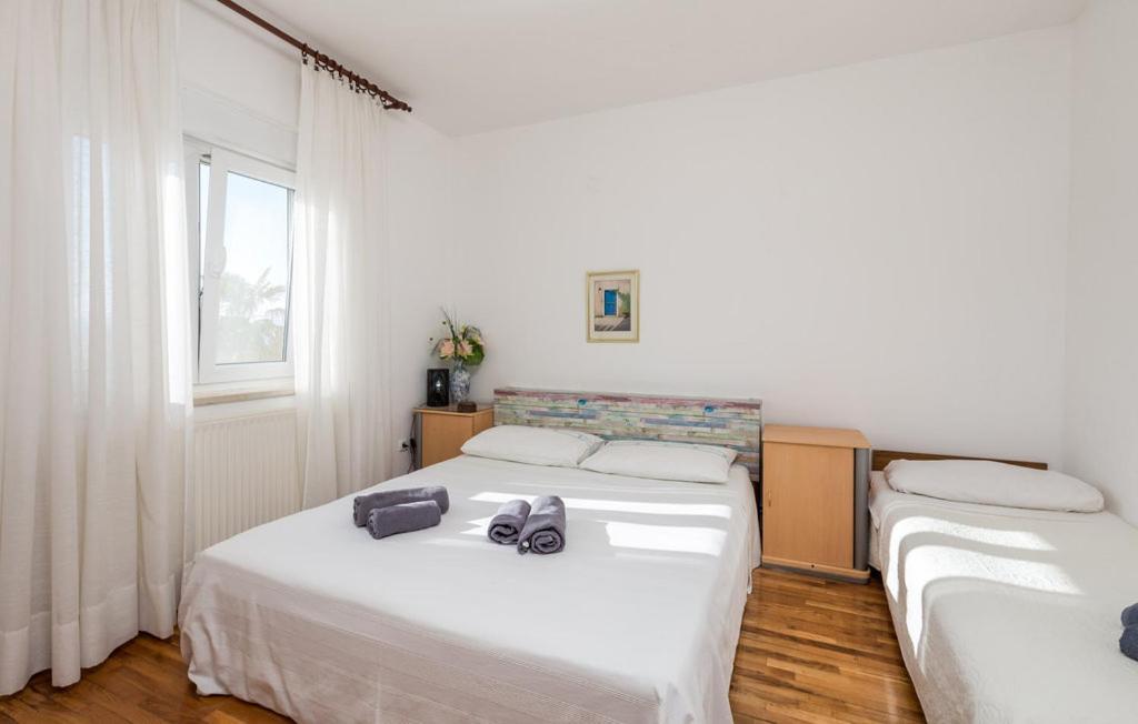 Villa House Noa à Malinska Extérieur photo